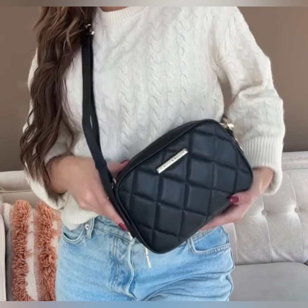 BNWT - Poppy & Peonies quilted crossbody bag in black